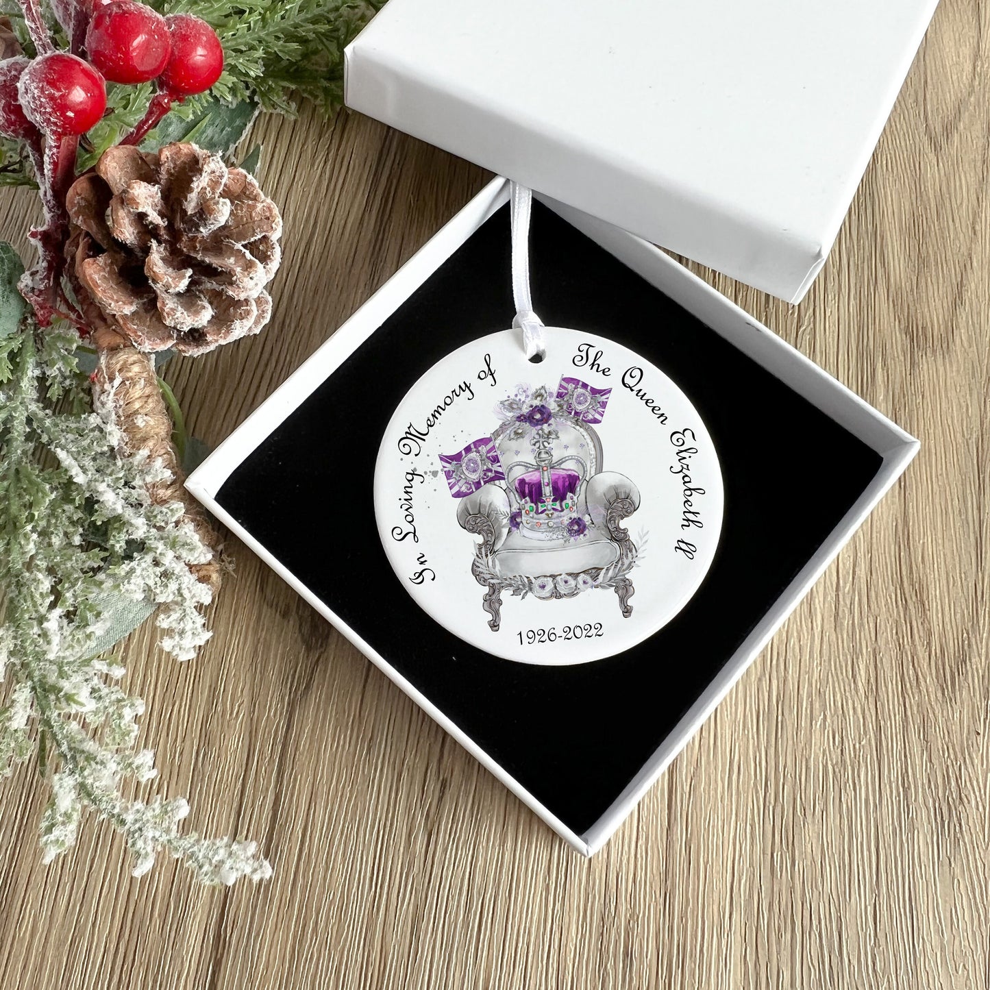Queen Elizabeth II, Memorial Ceramic Ornament, Christmas Decoration of Remembrance, 1926-2022, Jubilee Bauble, Her Majesty the Queen Royal