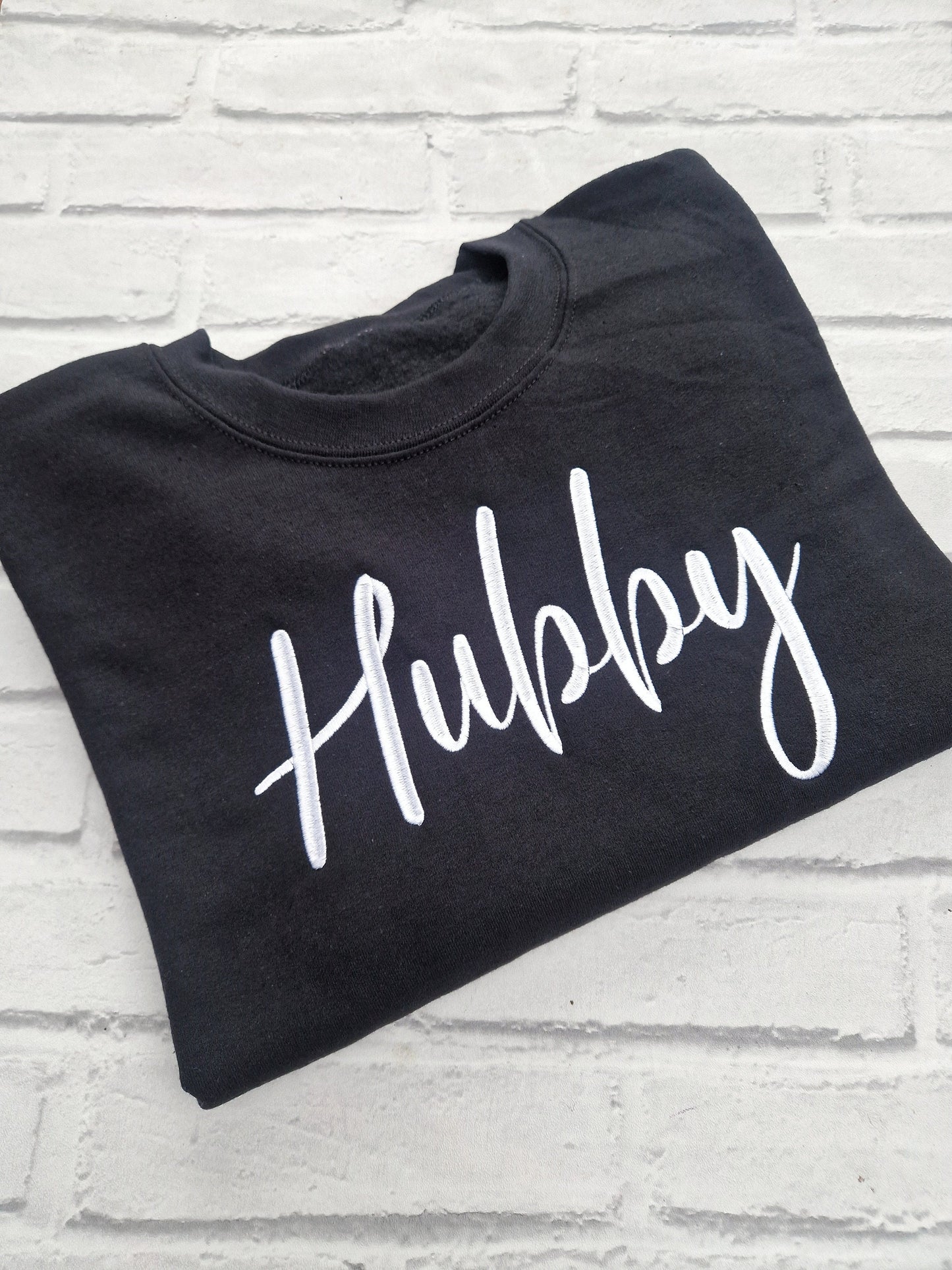 HUBBY Embroidered Sweatshirt